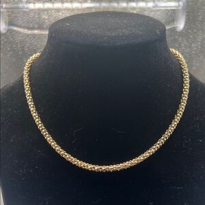Elegant Gold Beaded Necklace